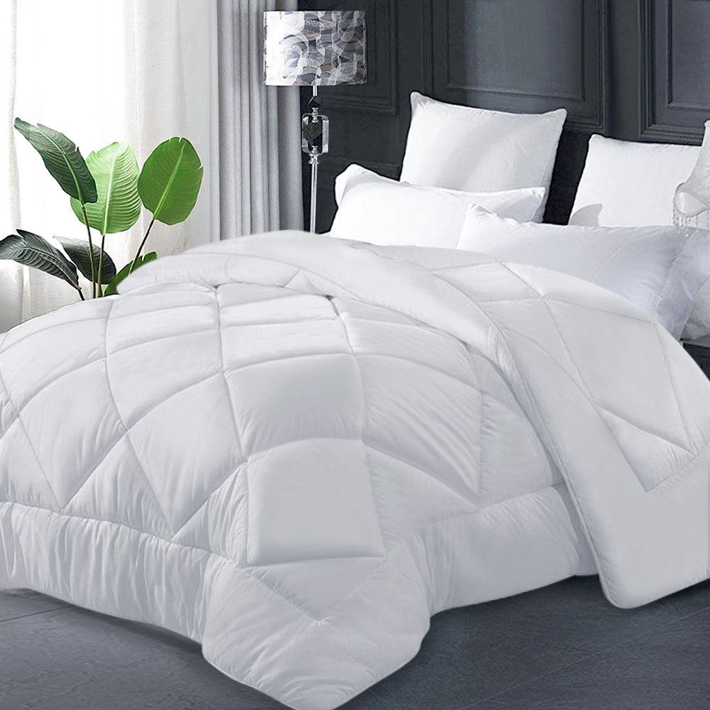 White 400GSM bamboo microfibre all season quilt in King size