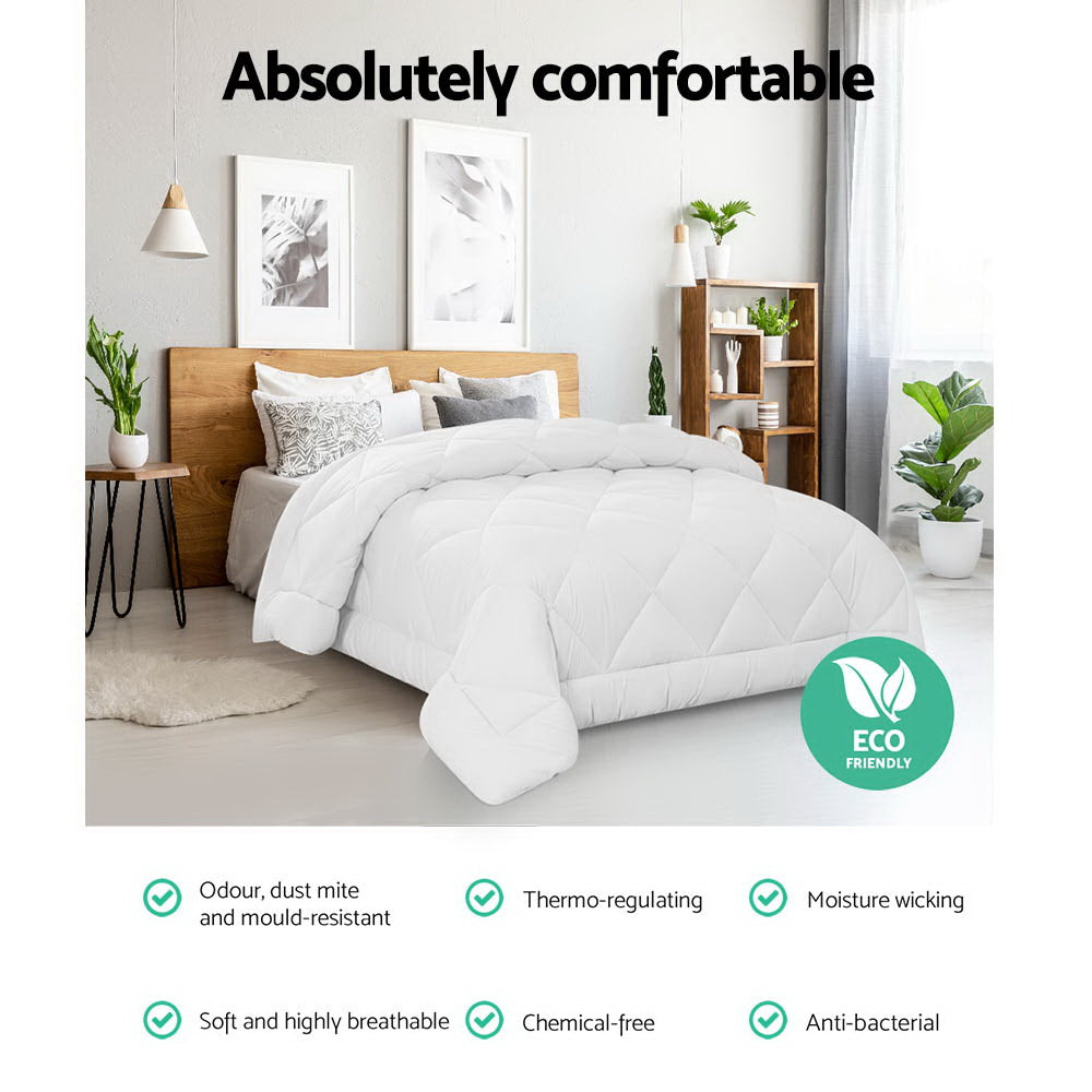 White 700GSM bamboo microfibre winter quilt in King size
