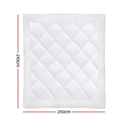 White 700GSM bamboo microfibre winter quilt in Queen size