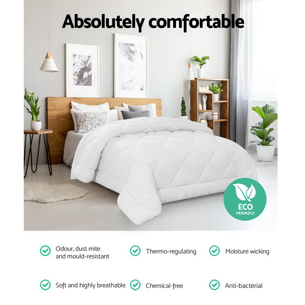 White 700GSM bamboo microfibre winter quilt in Queen size