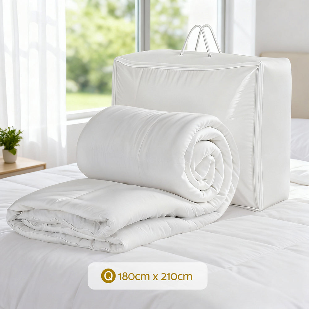 White 400GSM all season microfibre quilt in Double size