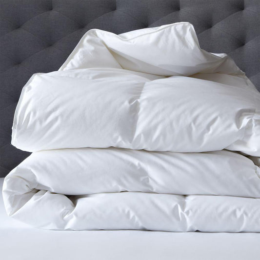 White 400GSM natural bamboo all season quilt in Double size