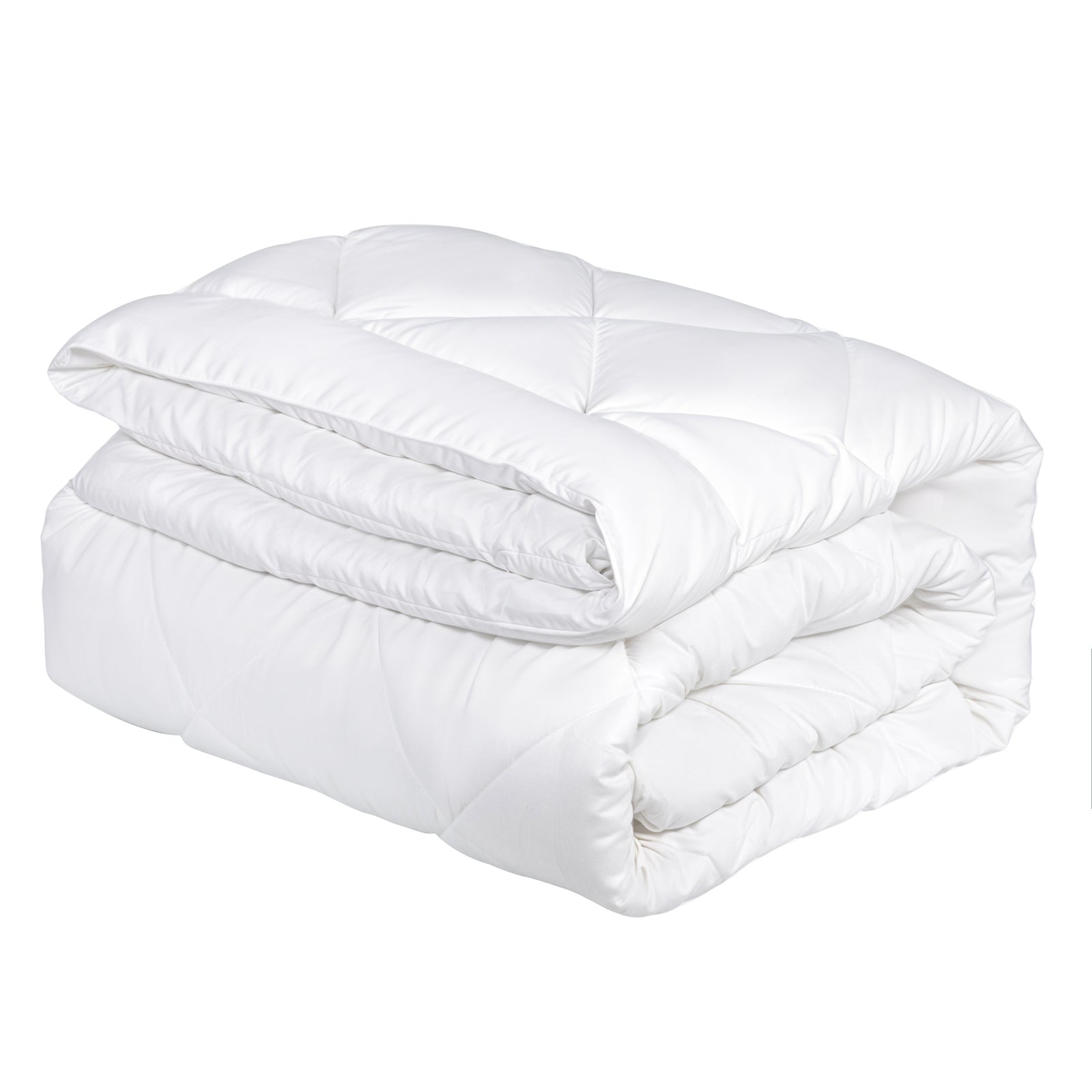 White microfibre bamboo blend all season quilt in Queen size