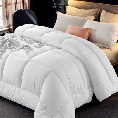 White 800GSM bamboo microfibre all season quilt in King size