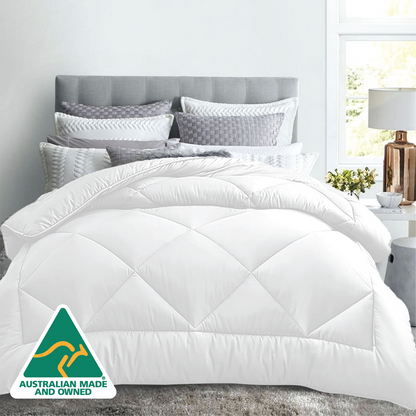White 400GSM microfibre all season quilt in King size